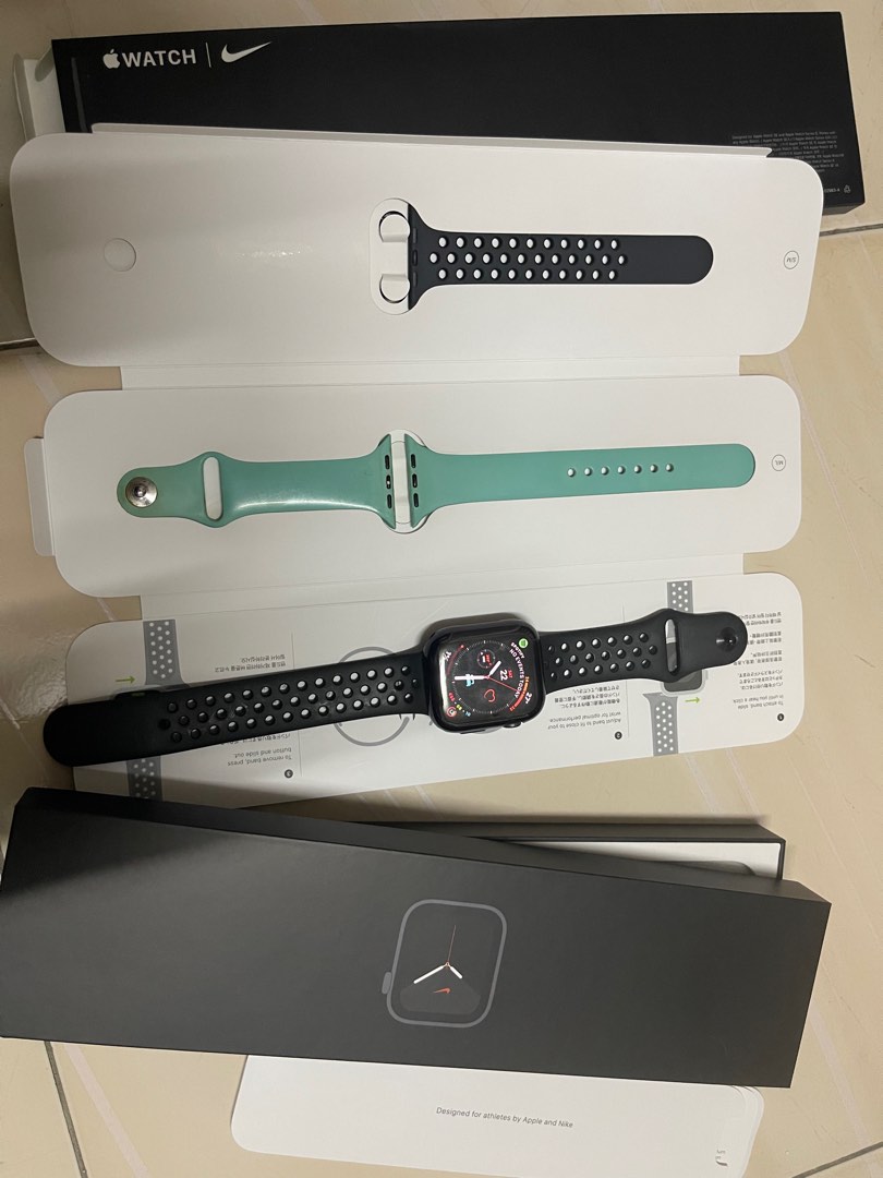 Apple watches gumtree hotsell