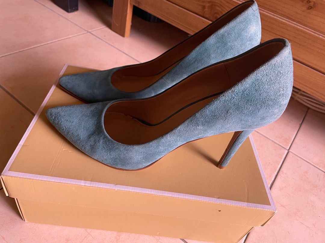 Claire suede sale pump