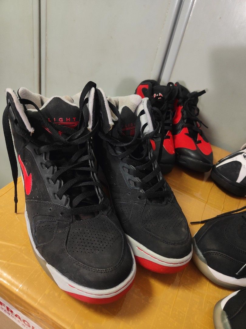 Basketball shoes