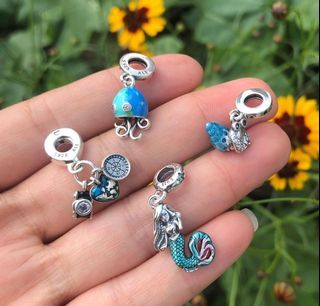 ⭐BIG SALE PANDORA AUTH THE LITTLE MERMAID COLOR CHANGING JELLYFISH/ GLOW IN THE DARK HERMIT CRAB / CAMERA HEART & COMPASS TRIPLE DANGLE CHARM-950 EACH