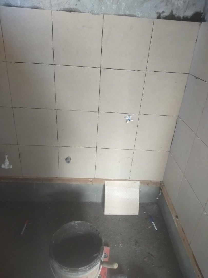 Bina rumah dan renovasi rumah, Furniture & Home Living, Bathroom