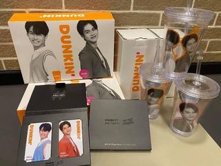BrightWin Dunkin' Donut Official Bundle