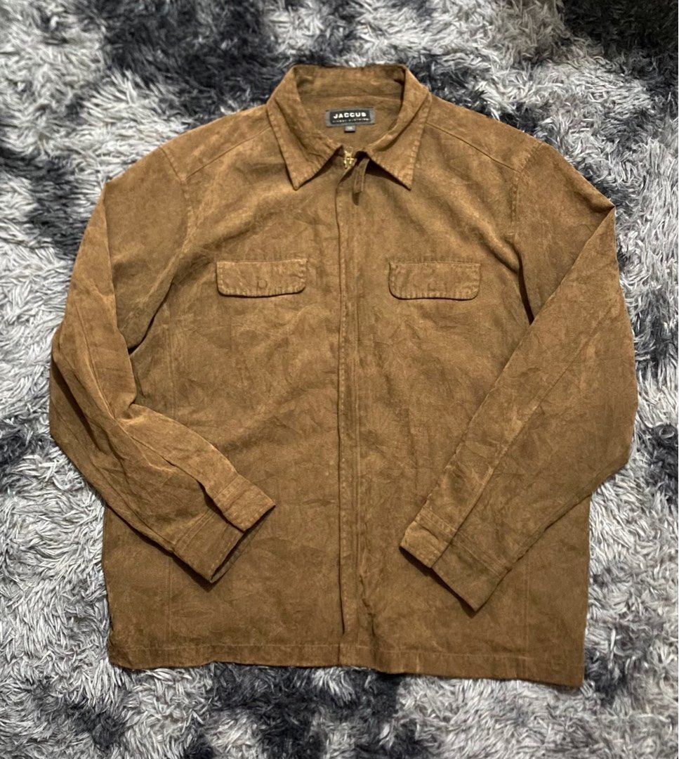 Brown Jacket (Category: Coats, Jackets and Outerwear) located in Baguio. Submitted by kewlfinds (Listing ID 1237384237, Image 1). Description: The item is in good condition. Message me for more inquiries..