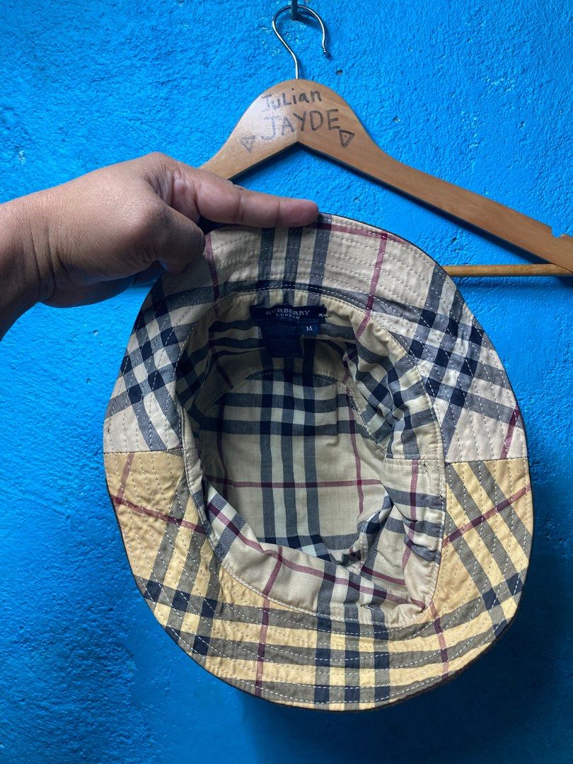 Burberry bucket hat, Women's Fashion, Watches & Accessories, Hats