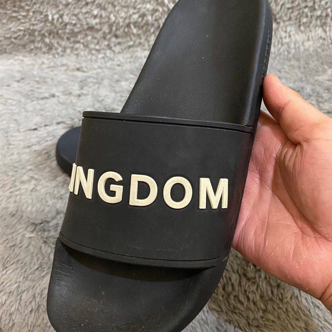 Burberry Kingdom Slides Fesyen Pria Sepatu Sandal di Carousell