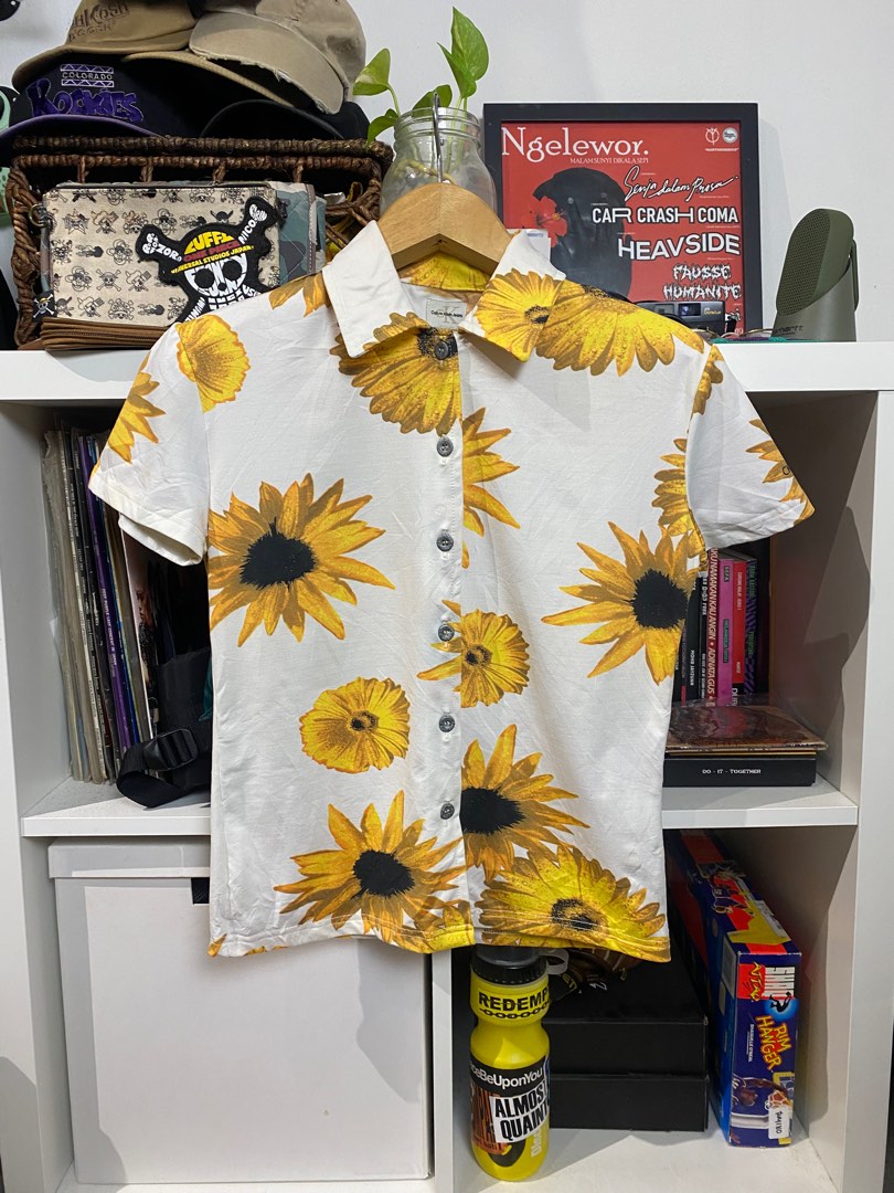 Calvin klein sunflower deals