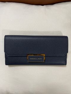 （分類：）位於 。 由 yuyusell99 提交（商品編號 1237464084，圖片 1）。簡介： 。