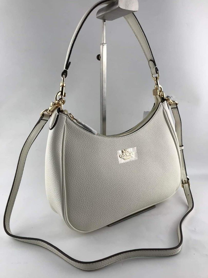 Coach Teri Hobo ( White) (Category: Luxury Bags & Wallets) located in Paranaque City. Submitted by aralofranco (Listing ID 1237460248, Image 3). Description: .