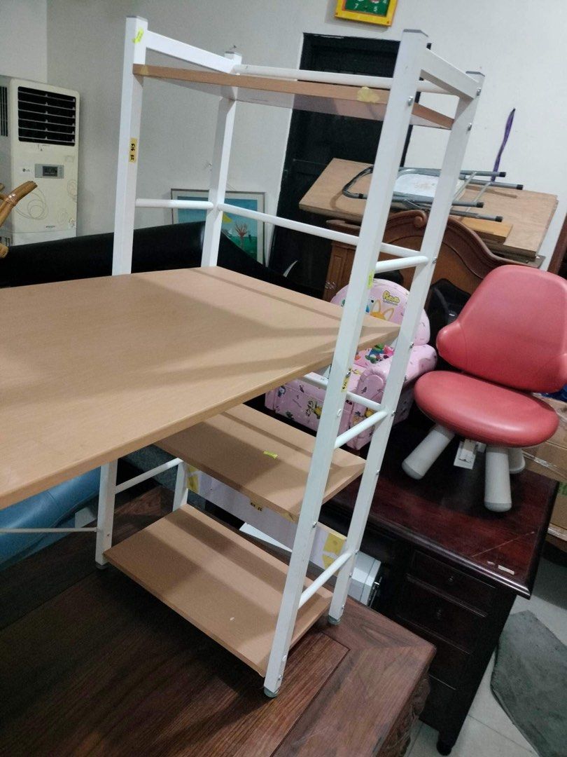 Computer table Japan surplus (Category: Tables & Sets) located in Manila. Submitted by Hezcki (Listing ID 1237490158, Image 2). Description: .