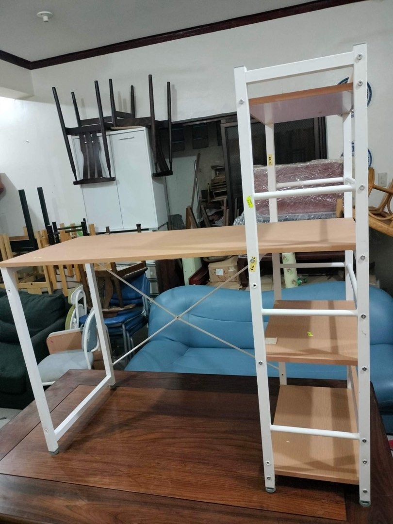 Computer table Japan surplus (Category: Tables & Sets) located in Manila. Submitted by Hezcki (Listing ID 1237490158, Image 1). Description: .