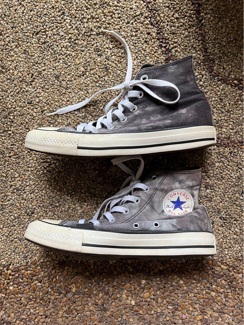 Chucks used clearance look