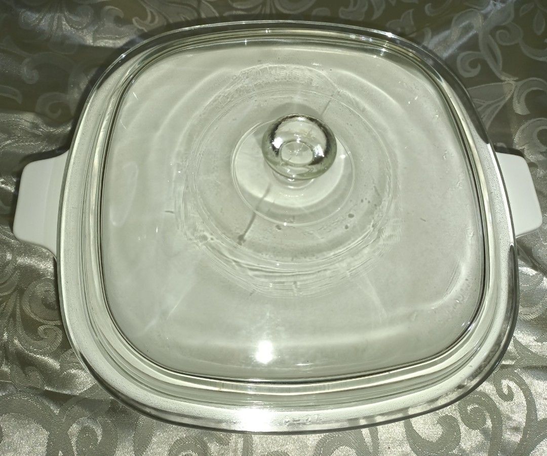 Corning Ware vintage made in USA (Category: Cookware & Accessories) located in San Jose del Monte. Submitted by eivon29 (Listing ID 1237489092, Image 1). Description: This vintage Corning Ware casserole baking dish in the classic Blue Cornflower pattern was part of the "A" series of Blue Cornflower made by Corning between 1973 and 1994. It comes with a glass lid marked C-24. The casserole is in very good condition with no chips or cracks and only
