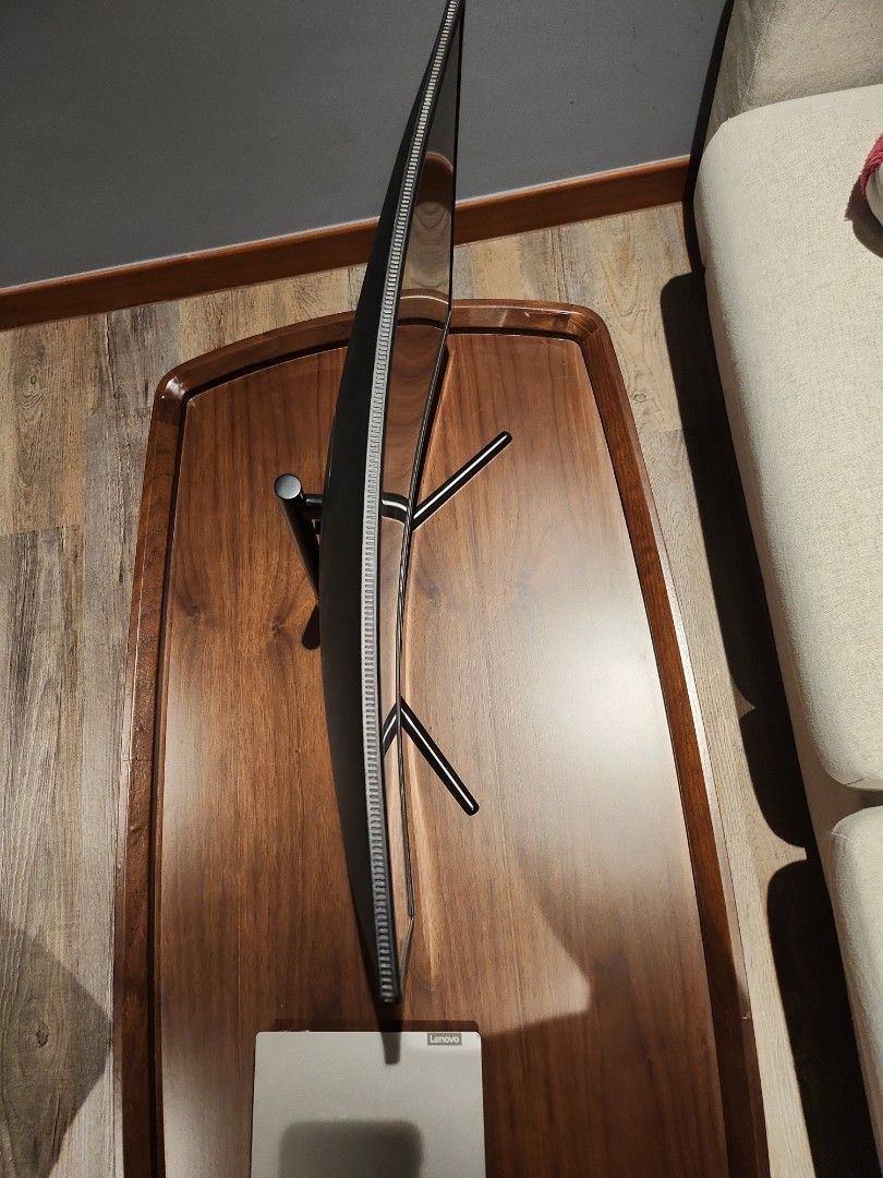 Curve Monitor for Sale 27 inch, Computers & Tech, Parts & Accessories