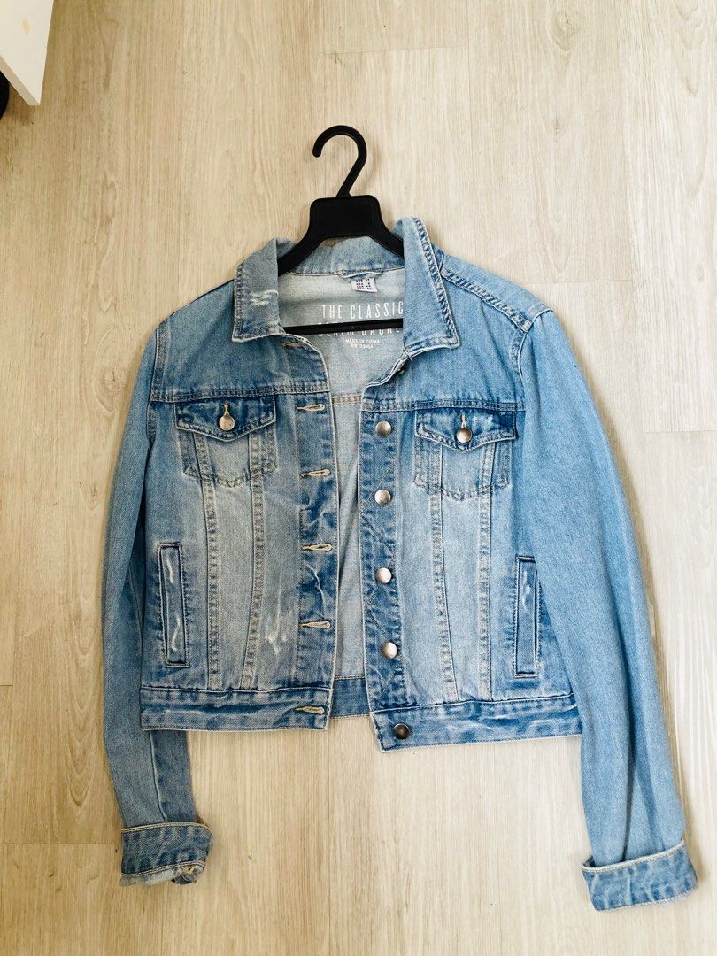 Denim jacket, Women's Fashion, Coats, Jackets and Outerwear on Carousell