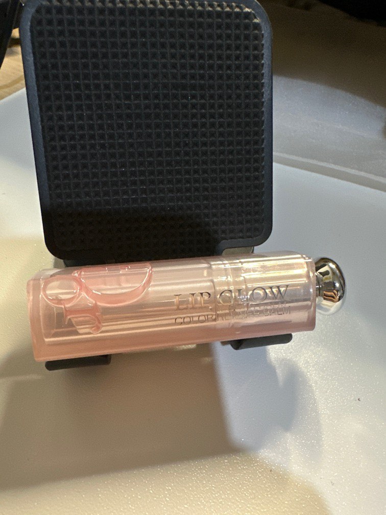 Dior Addict Lip Glow 012, Kesehatan & Kecantikan, Rias Wajah di Carousell