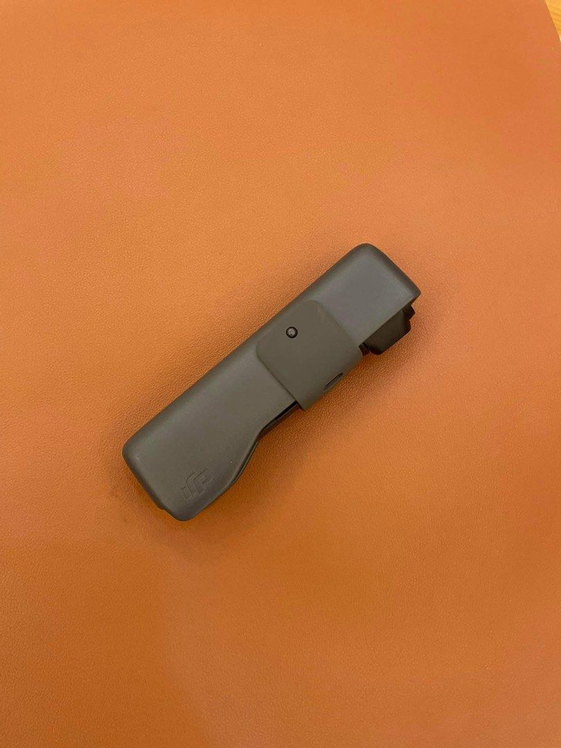 Dji Osmo Pocket Gimbal (Black) (Category: Cameras) located in Las Pinas. Submitted by privari (Listing ID 1237425108, Image 2). Description: Condition: Like new (rarely used) Inclusions Chargers Case No SD CARD DM for videos.