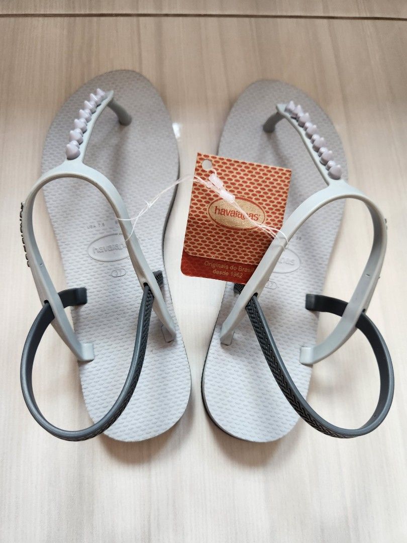 Havaianas with hot sale studs
