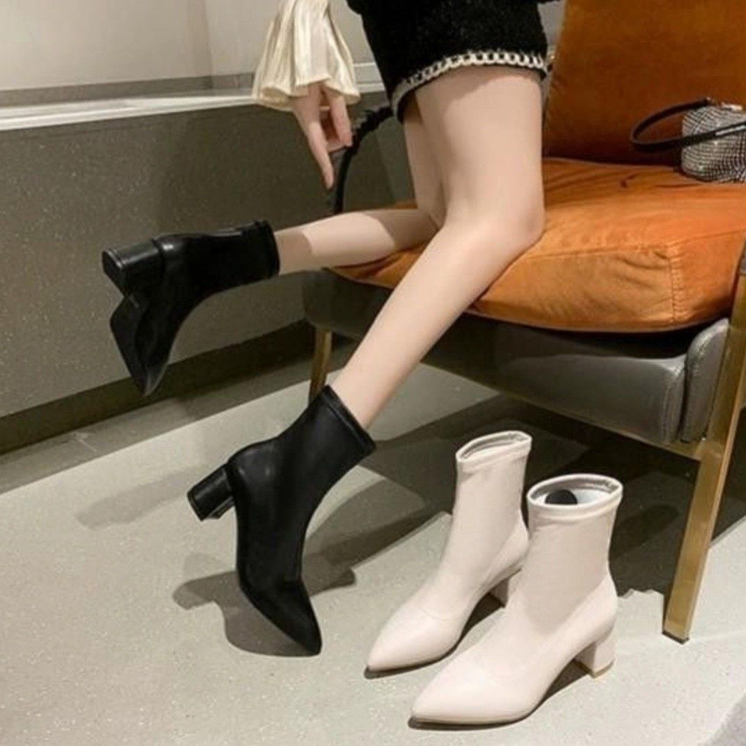 INSTOCK 36 39 4 SIZES Korean Style PU Leather White Black Ankle