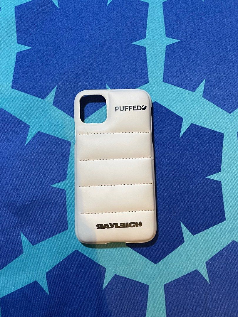 Iphone 11 Rayleigh Puffer Case (White) (Category: Cases & Sleeves) located in Manila. Submitted by weshside (Listing ID 1237508506, Image 1). Description: .