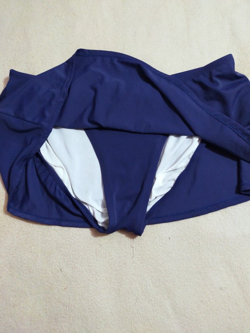 JANTZEN SWIM SKIRT / SWIMMING SKIRT on Carousell