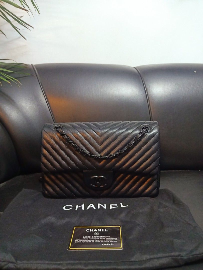 Japan Preloved Chanel Double Flap (Category: Luxury Bags & Wallets) located in Cebu City. Submitted by day.98 (Listing ID 1237479615, Image 1). Description: selected from japan surplus genuine leather with holo sticker with dust bag meduim size mo flaws.