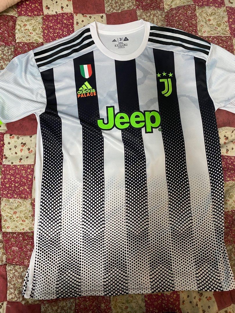 Juventus 4th top kit 2020