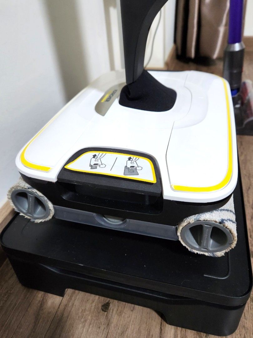 Karcher FC 7 Cordless premium Wet & Dry vacuum cleaner, TV & Home ...