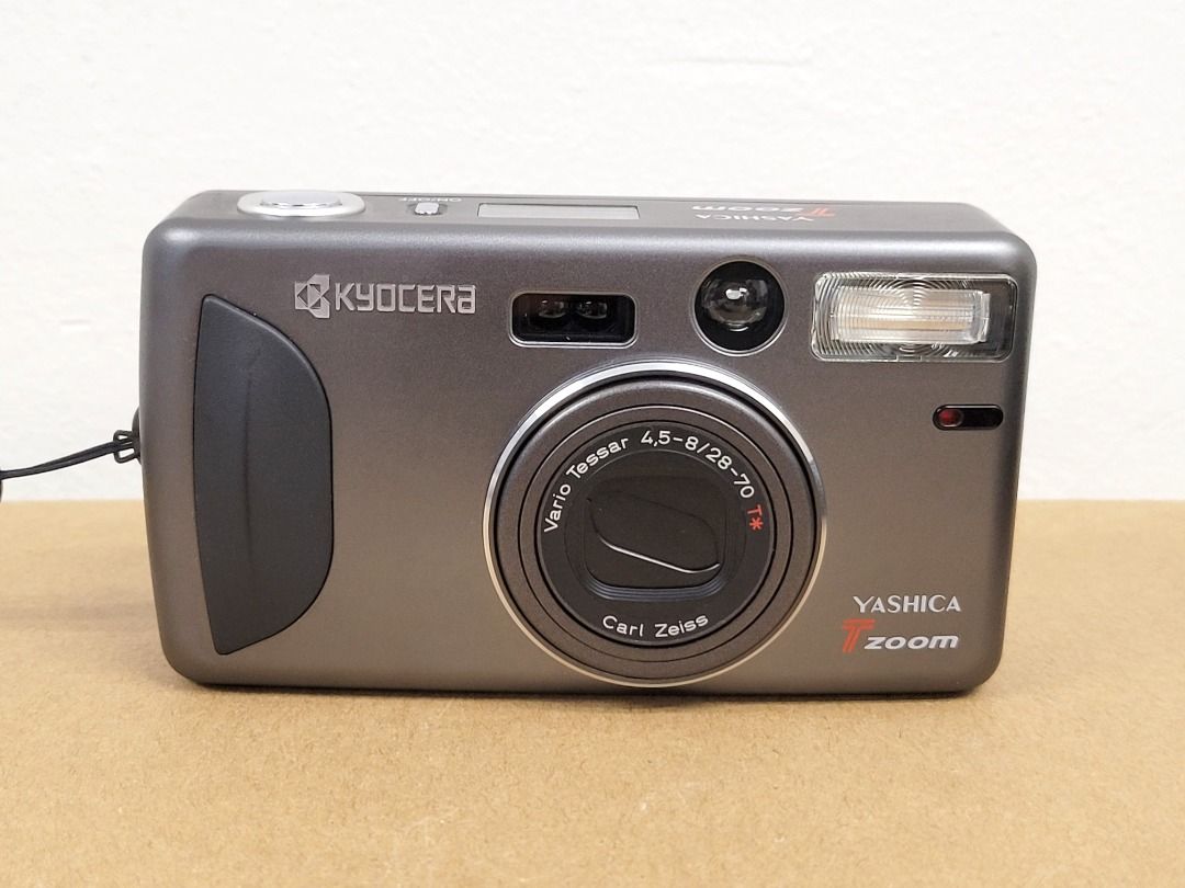 Kyocera Yashica T* Zoom 菲林相機連原裝皮套, 攝影器材, 相機- Carousell