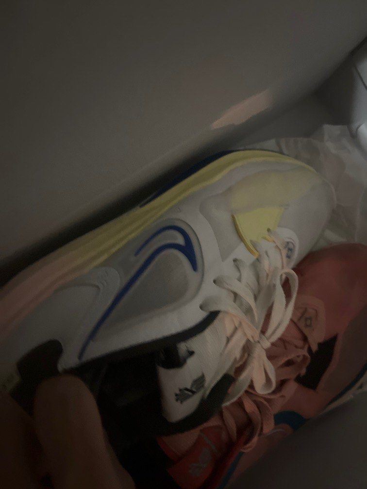 mismatch kyrie 5