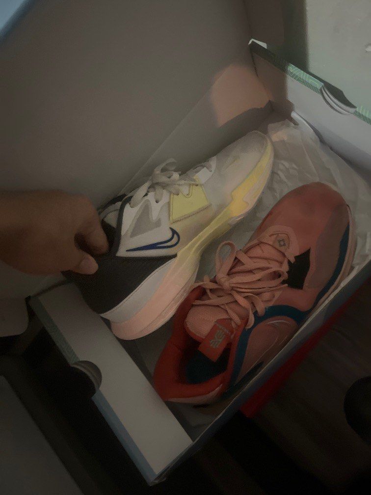 mismatch kyrie 5