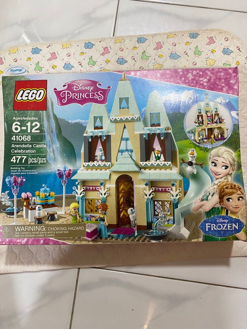 Arendelle castle sales celebration lego