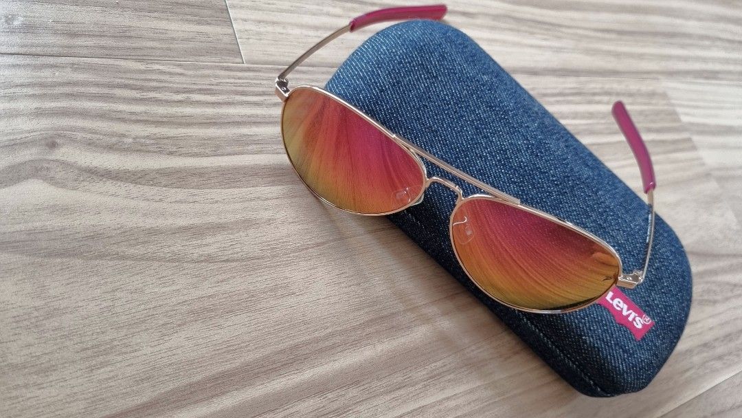 Levis polarized shop sunglasses