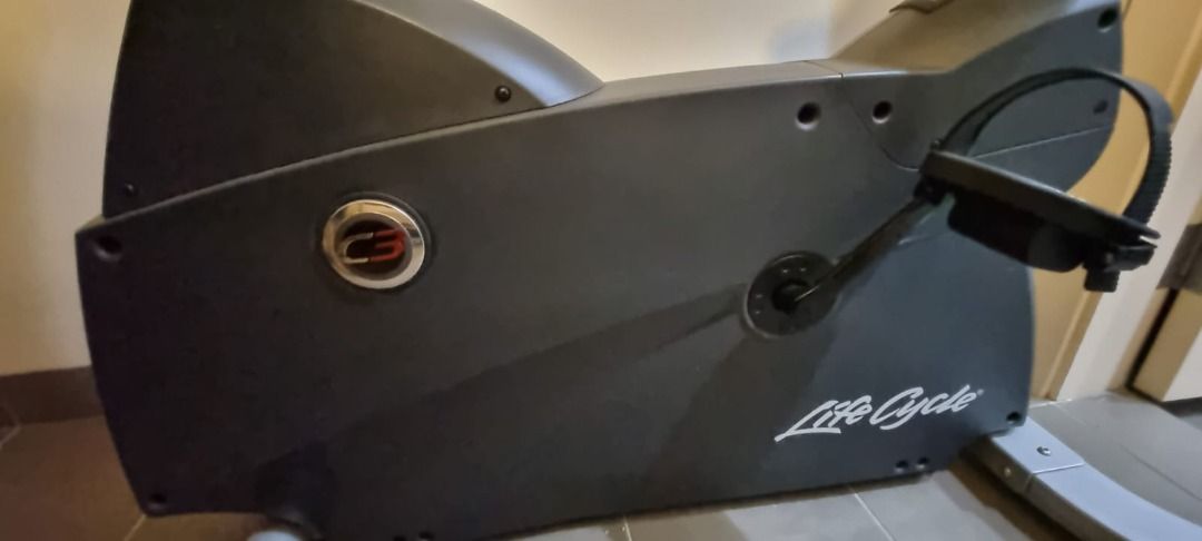 c3 lifecycle exercise bike