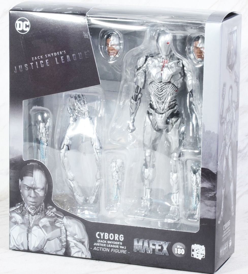 Medicom Toy Mafex No.180 Cyborg (Zack Snyder`s Justice League Ver.) Action  Figure