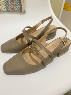 (Kategori: ) berada di . Dikirim oleh aishabilaa (ID iklan 1237485065, Gambar 1). Deskripsi: .