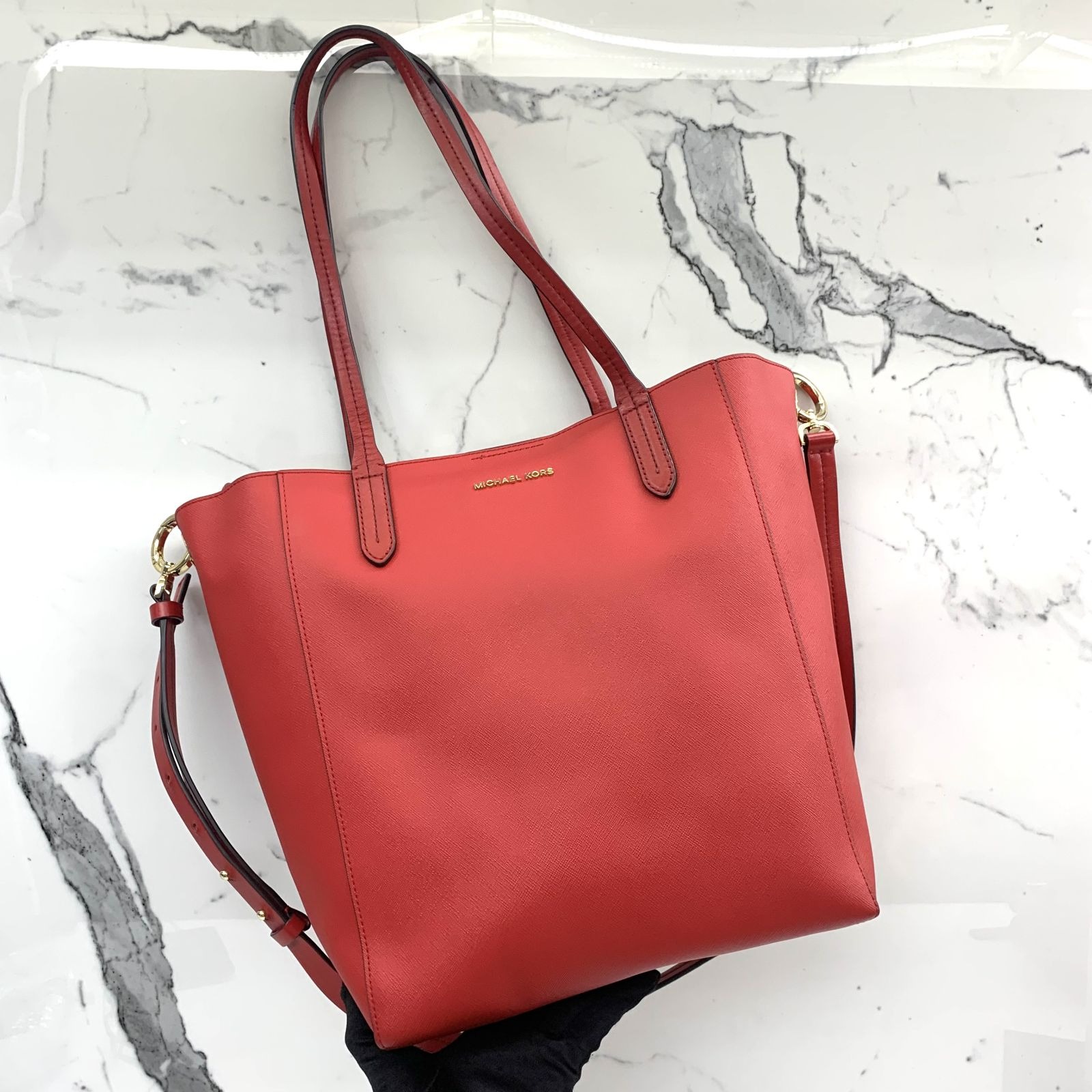 Red leather on sale michael kors bag