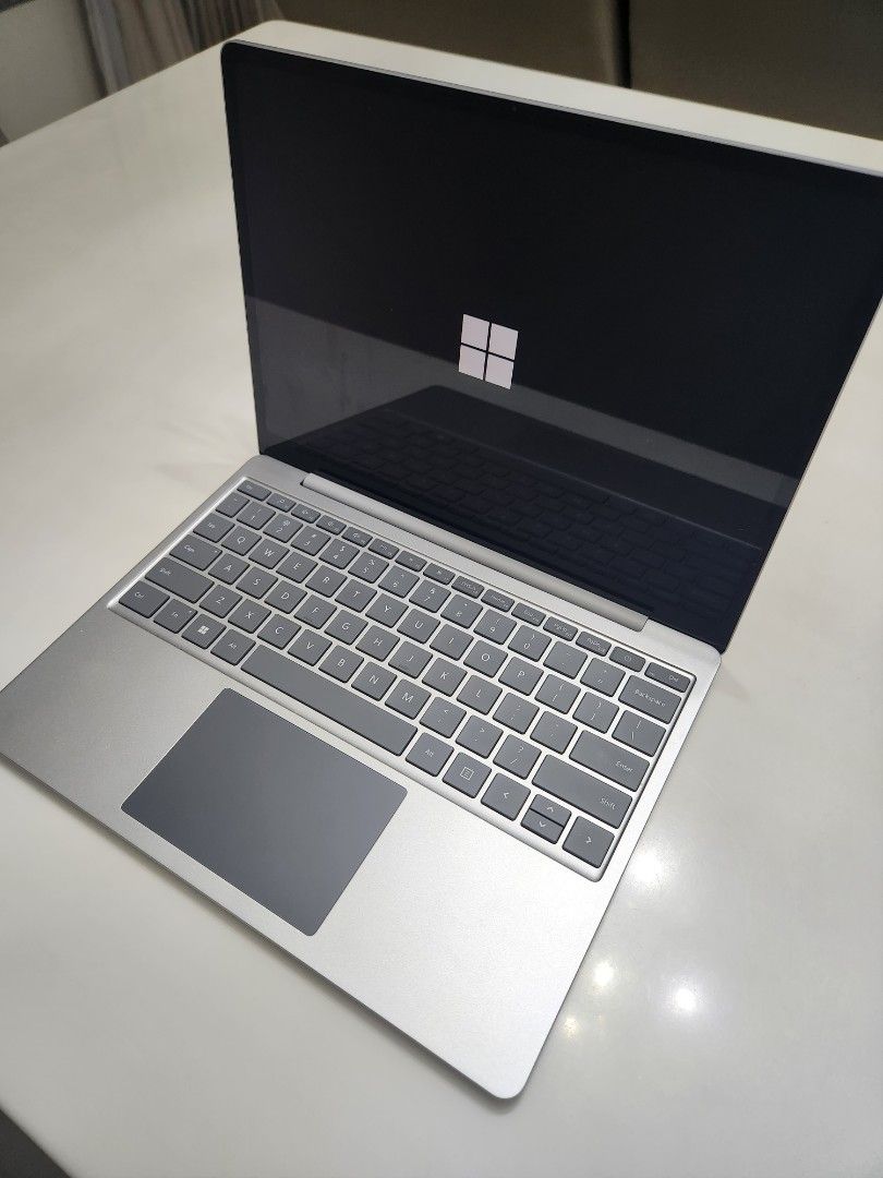 Microsoft Surface Laptop Go 2 (Warranty until July 2025), Computers