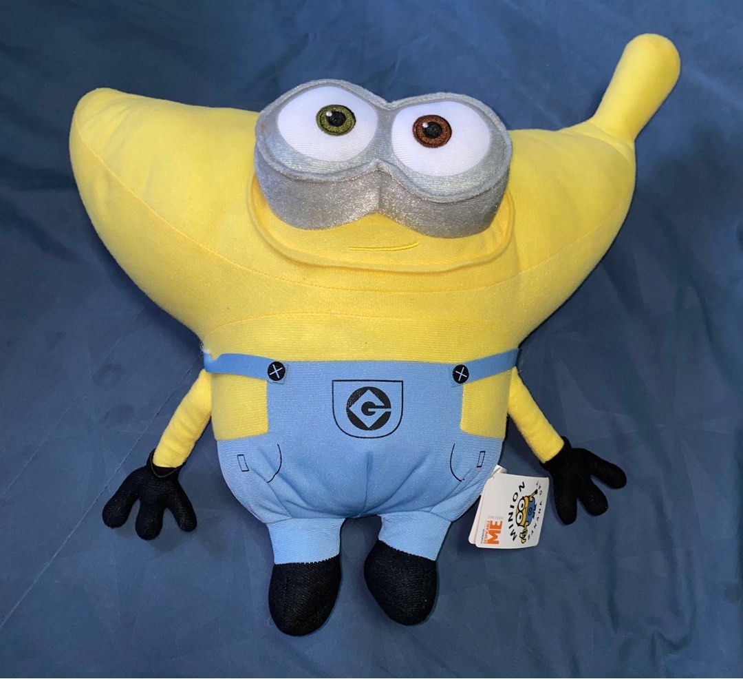 Minion plush banana day Hobbies Toys, Memorabilia