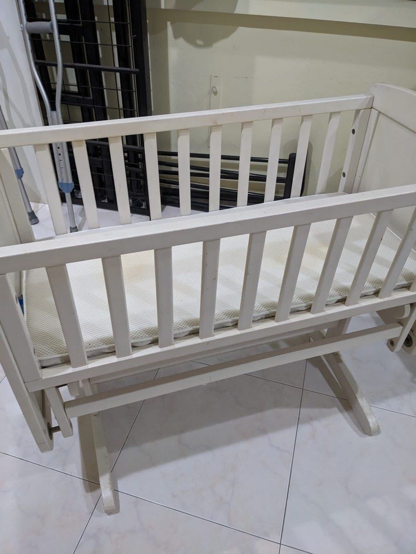 Mothercare deluxe gliding crib, Babies & Kids, Baby Nursery & Kids