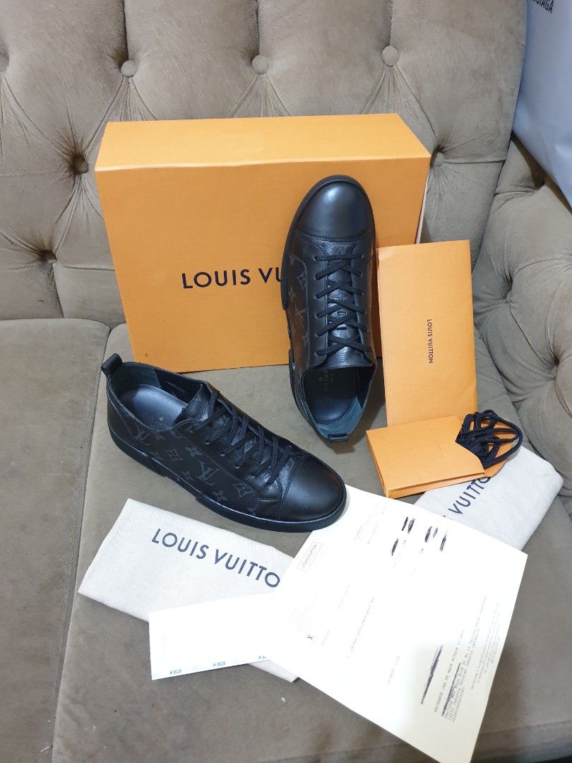 Jual authentic sepatu pria kulit sneakers louis vuitton mulus lv