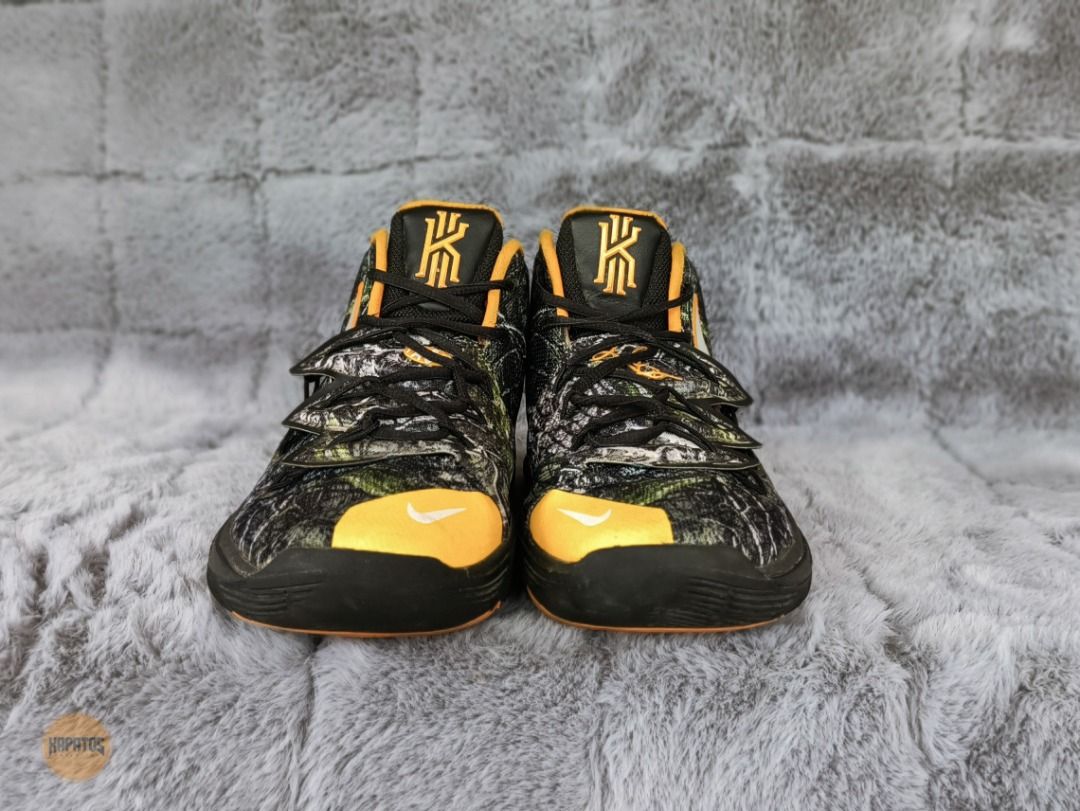 NEW ARRIVAL NIKE KYRIE 5 TACO SIZE 9.5US Men s Fashion