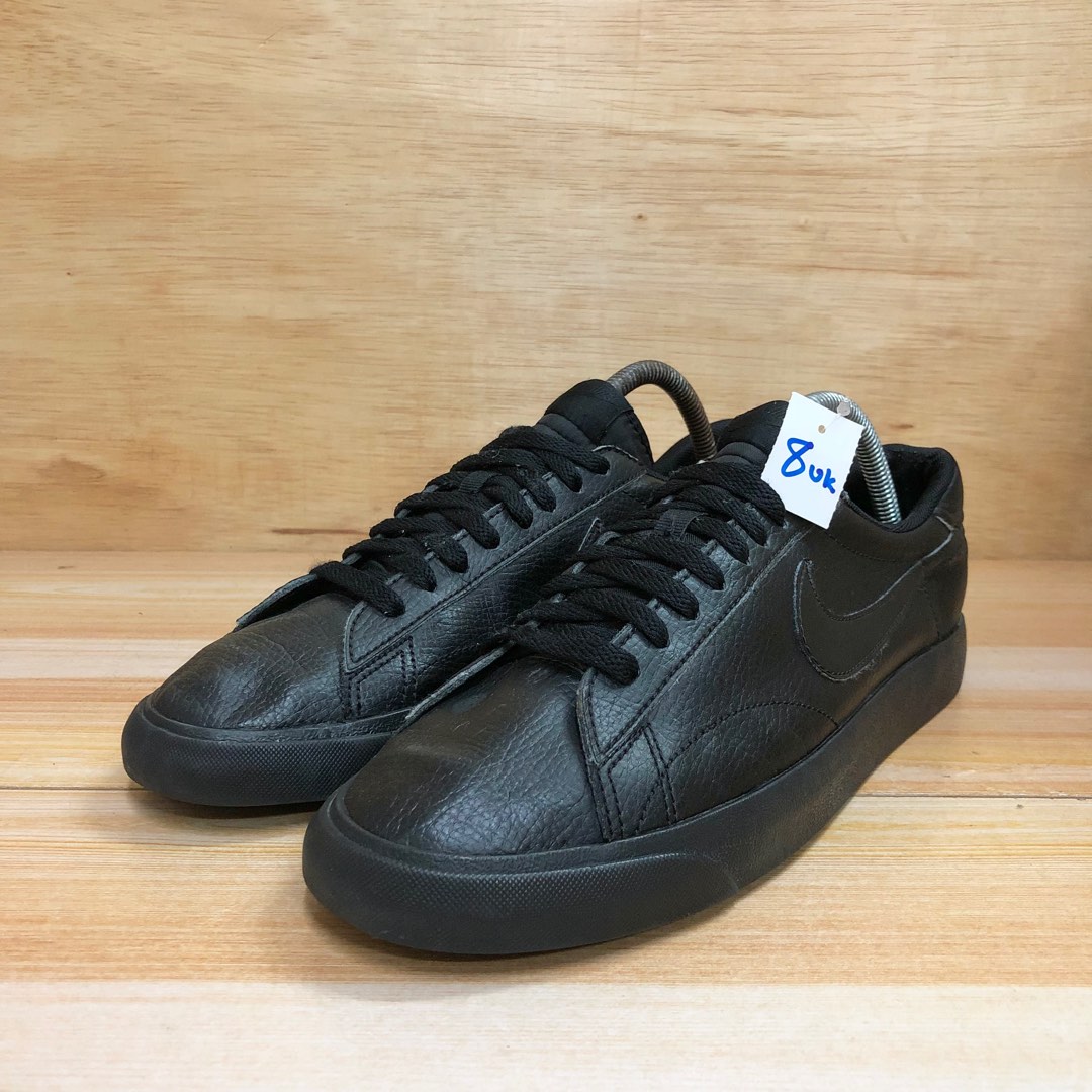 Nike tennis discount classic black