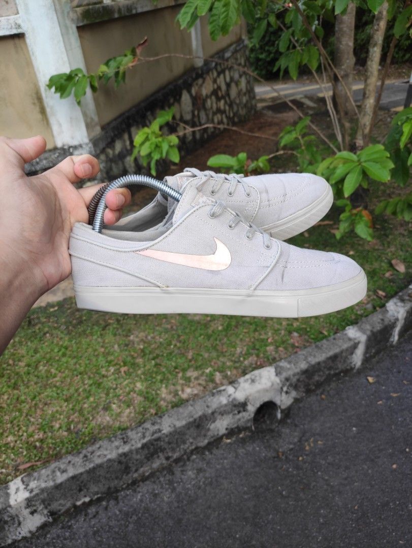 NIKE ZOOM STEFAN JANOSKI SNEAKERS UK 7 A57 Men s Fashion