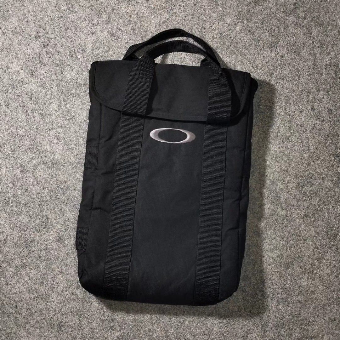 Oakley laptop case top