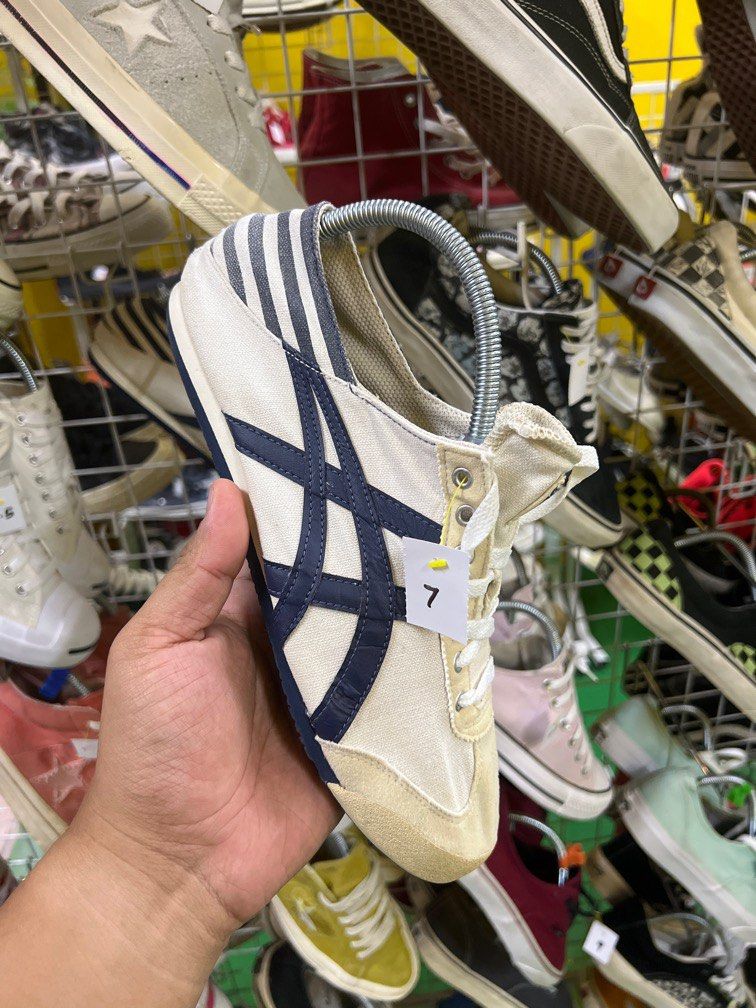 Onitsuka kuning online