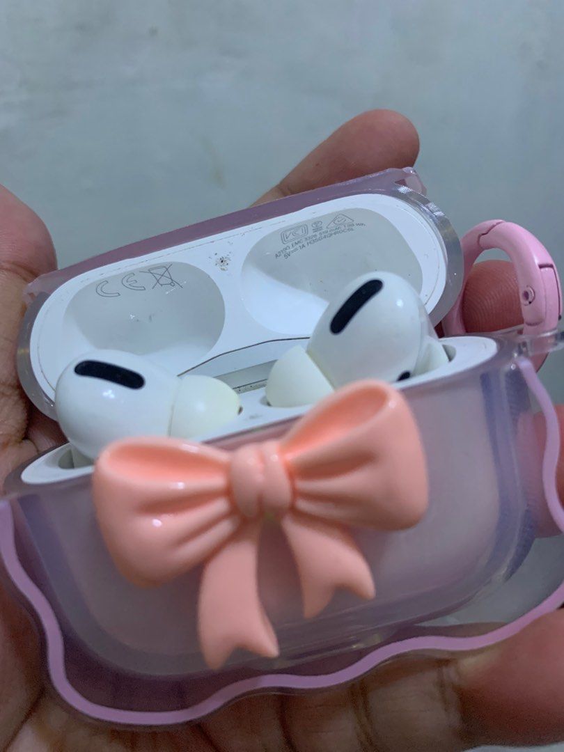 original-airpods-pro-audio-earphones-on-carousell