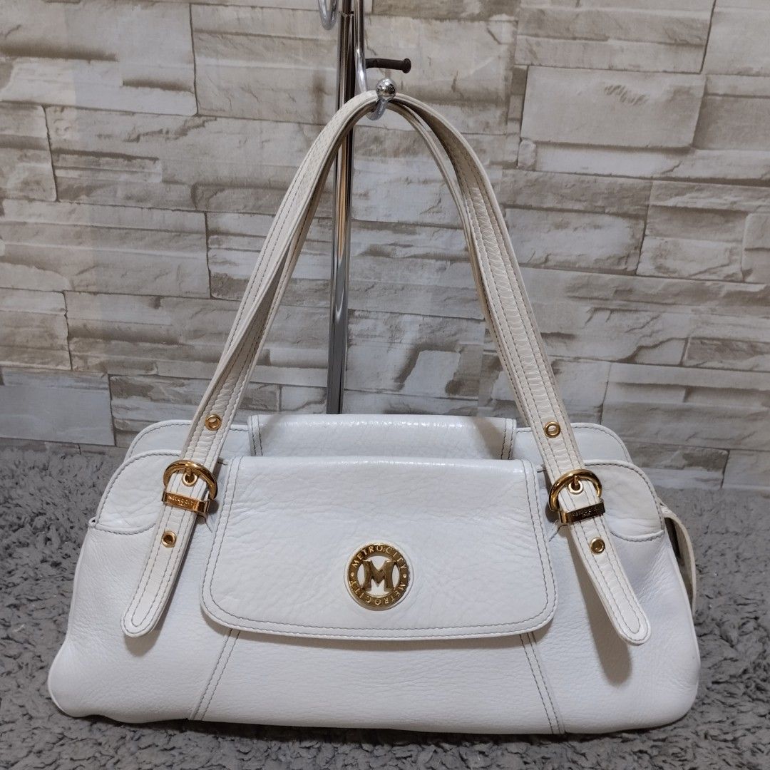 Metrocity white, Luxury, Bags & Wallets on Carousell