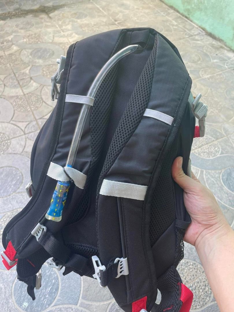 Outdoor products arroyo hydration pack hot sale
