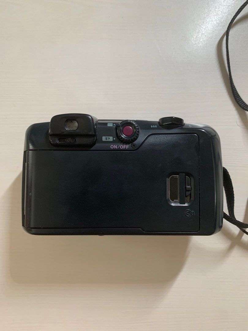 Pentax IQZoom 115S (35mm film camera) + FREE battery, Photography