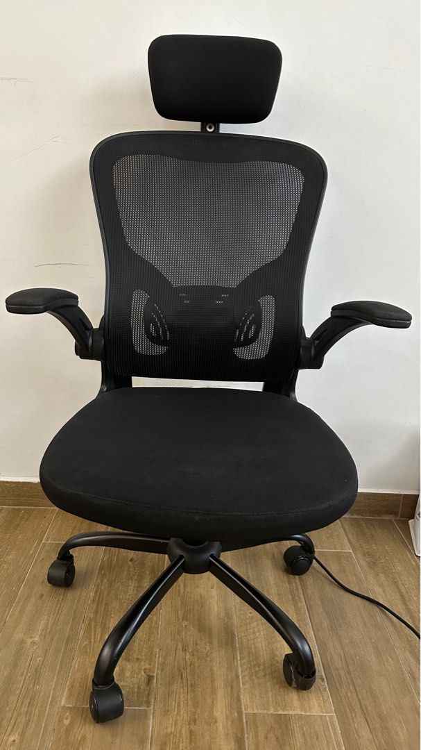 Preloved office new arrivals chairs